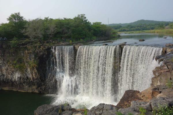 佛山高明恒大山湖郡别墅四室一厅简欧别墅装饰无异味口碑好?